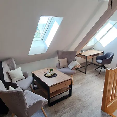 Apartmany Zirec Dvur Kralove nad Labem Exterior photo