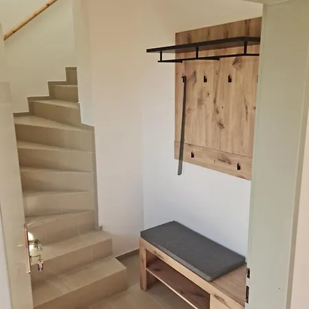 Apartmany Zirec Dvur Kralove nad Labem Exterior photo