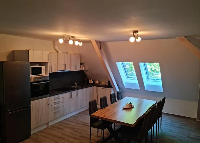 Apartmany Zirec